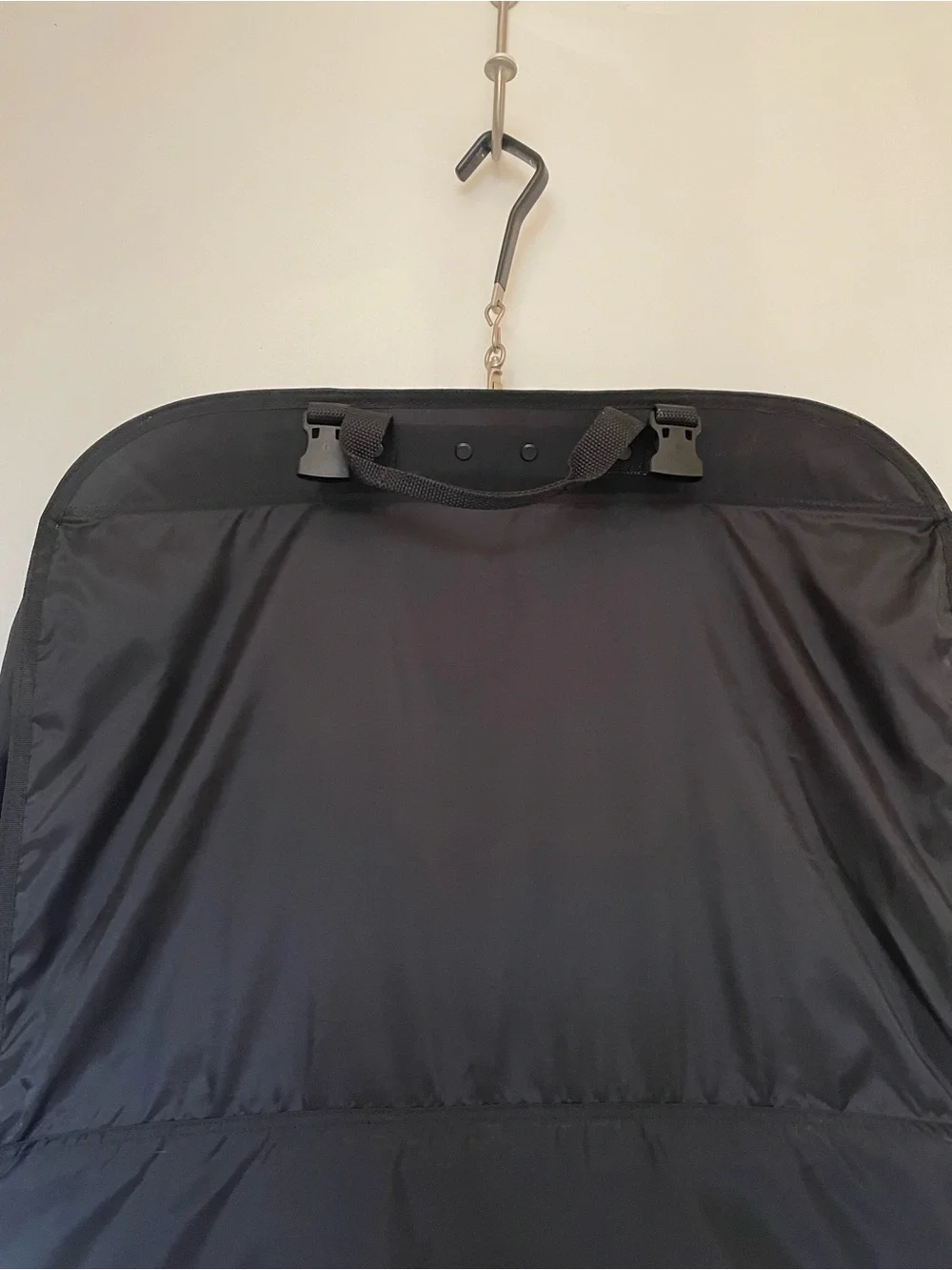 Men's Black Travel Garment Bag – Protective Suit Carrier